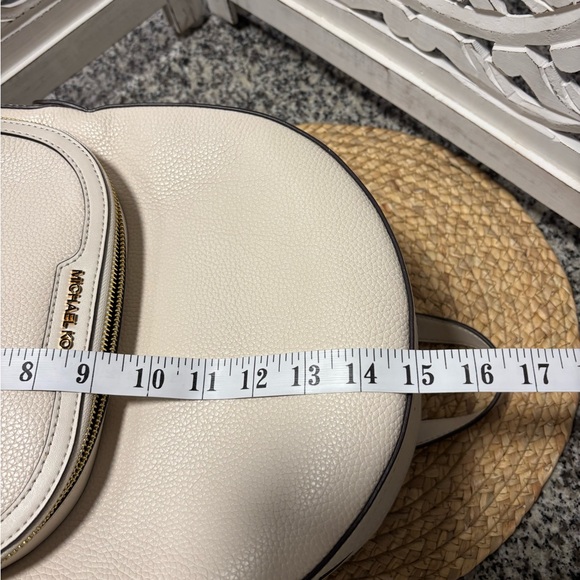 Michael Kors Light Cream Backpack - Picture 11 of 15
